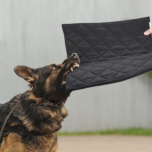 MABOZOO Indestructible Dog Beds - Chew Proof Crate Pad for Aggressive Chewers, Machine Washable Quilted Mat, Durable for Large Dogs, Black Kennel Pad (28x47 in)