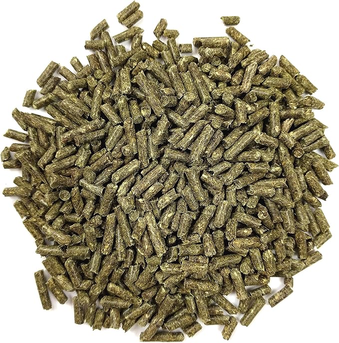 Oxbow Essentials Guinea Pig Food, Young Guinea Pig, Made Alfalfa Hay, Pet Food Pellets with Vitamin C, Small Animal Pet Products, Made in USA, High Fiber, 5 lb. Bag